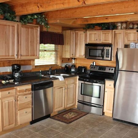 View! Private! Hot Tub,Pool Table,Fireplace,Relax! Сивиървил Екстериор снимка