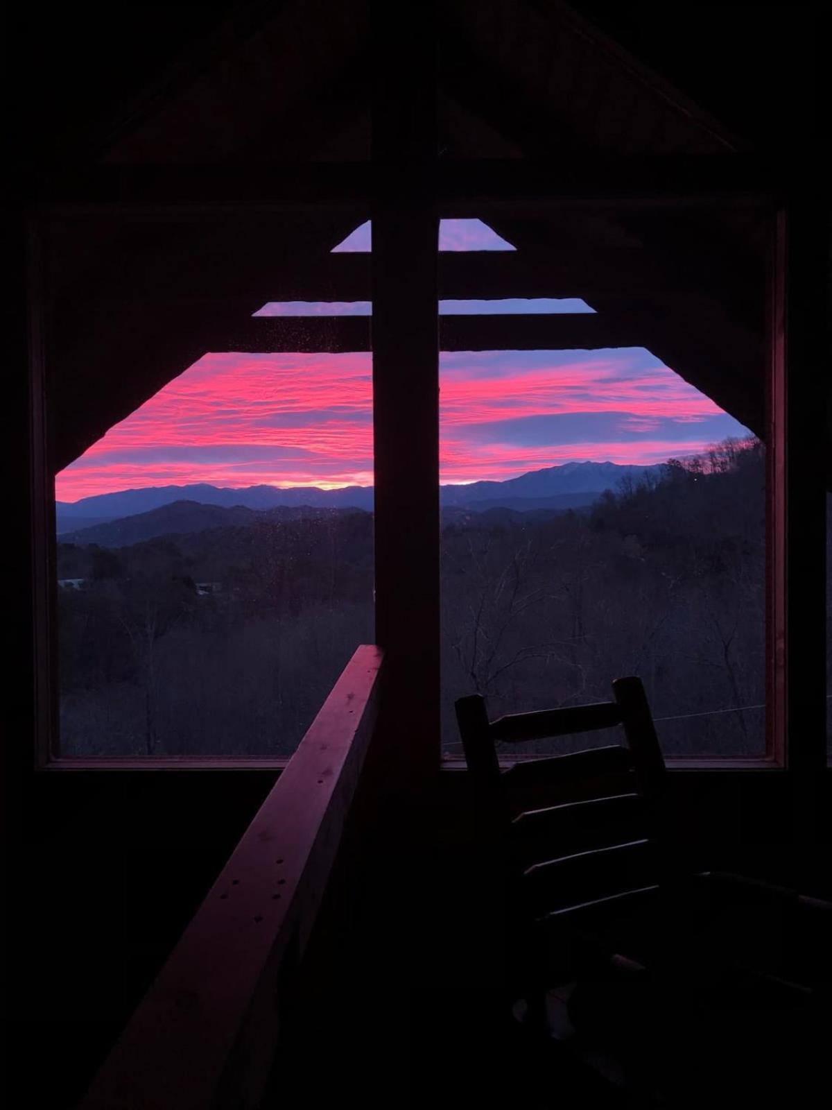 View! Private! Hot Tub,Pool Table,Fireplace,Relax! Сивиървил Екстериор снимка
